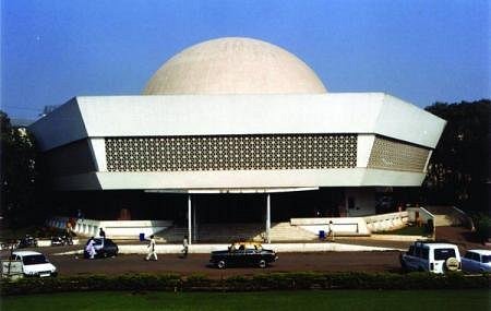 Nehru Planetarium Delhi – A hub for astronomy lovers with immersive space shows and educational exhibits."