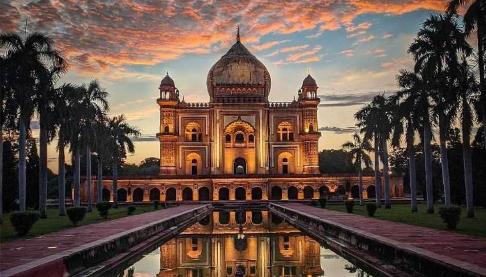 Safdarjung Tomb, a grand Mughal-era mausoleum in Delhi, featuring intricate architecture and lush gardens.