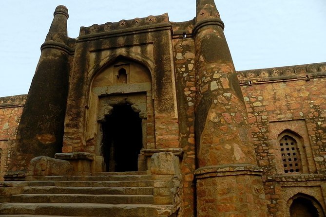 Zafar Mahal in Mehrauli, Delhi – the last Mughal architectural marvel.